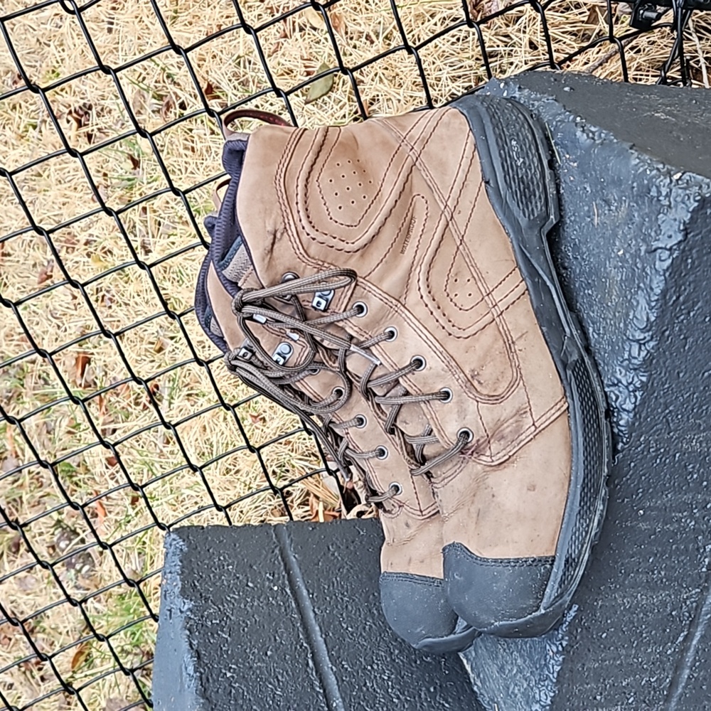 Mens red wing work boots